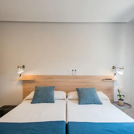 River Apartment Santander